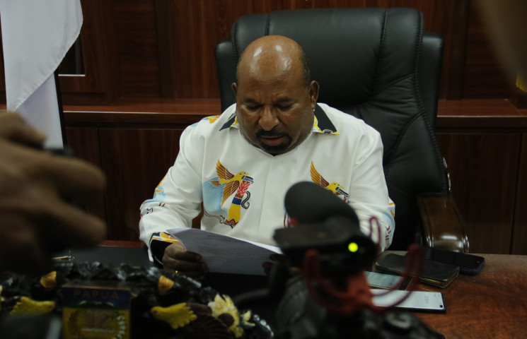 Gubernur : Pernyataan Presiden Tak Obati Luka Rakyat Papua